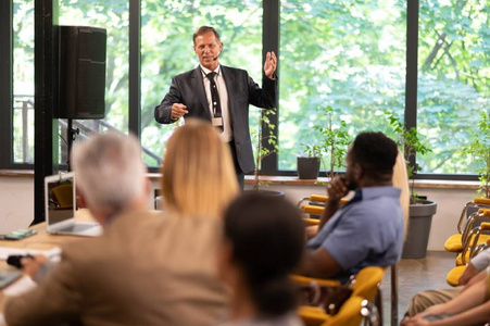 www.tssg.ca - Benefits of Persuasive Public Speaking for Employees and Leaders